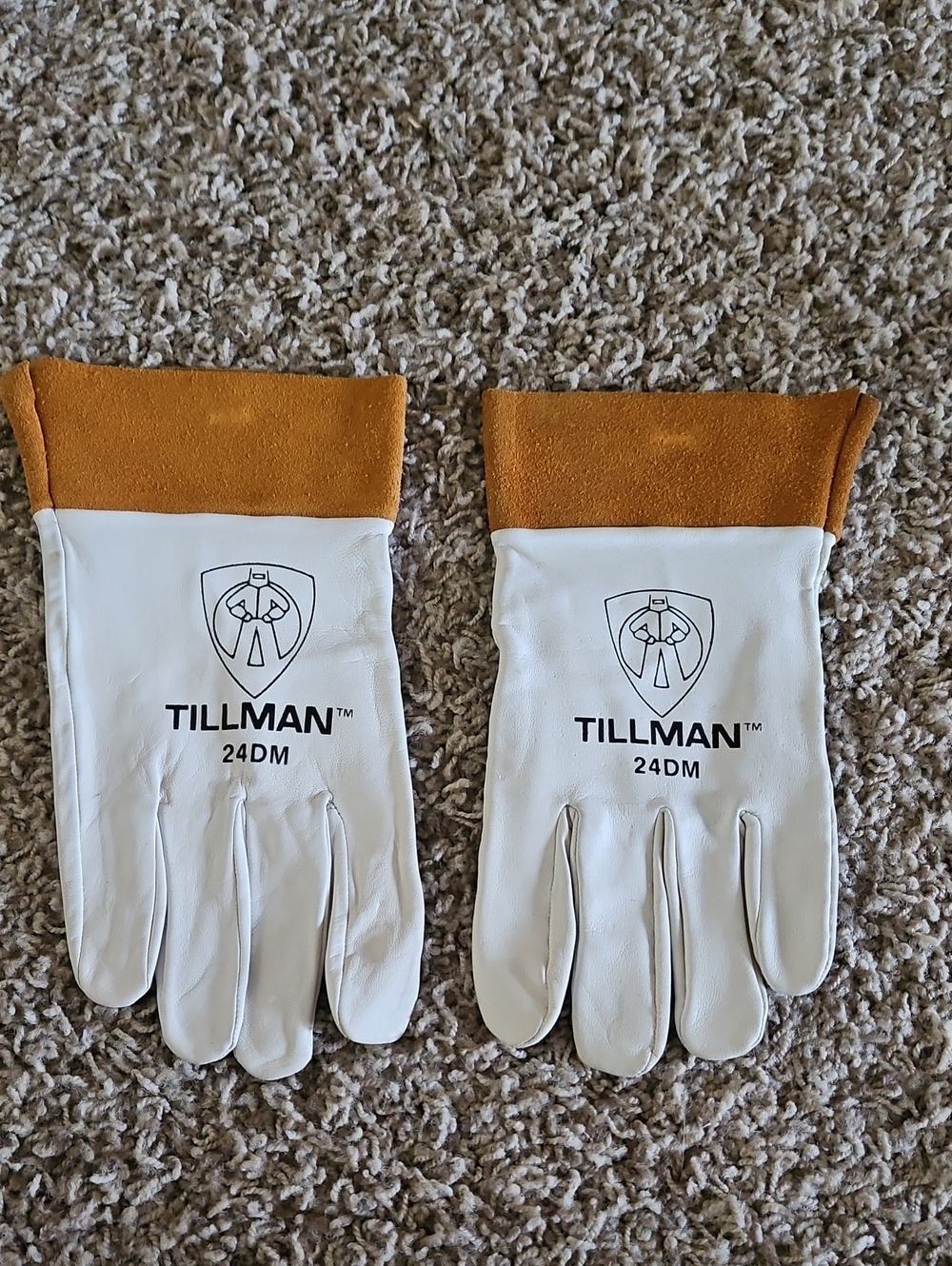 24DM Leather Work Gloves with Tan Cuff